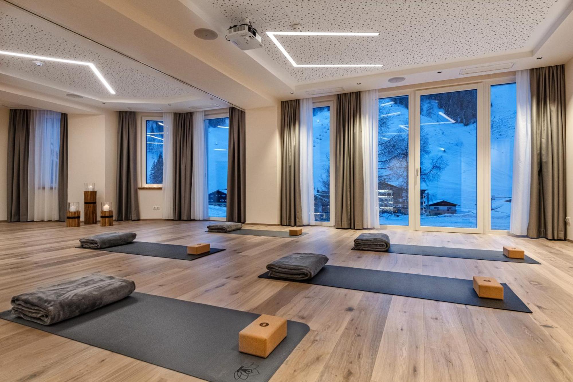 Hotel Alpenhof Superior 차우헨제 외부 사진