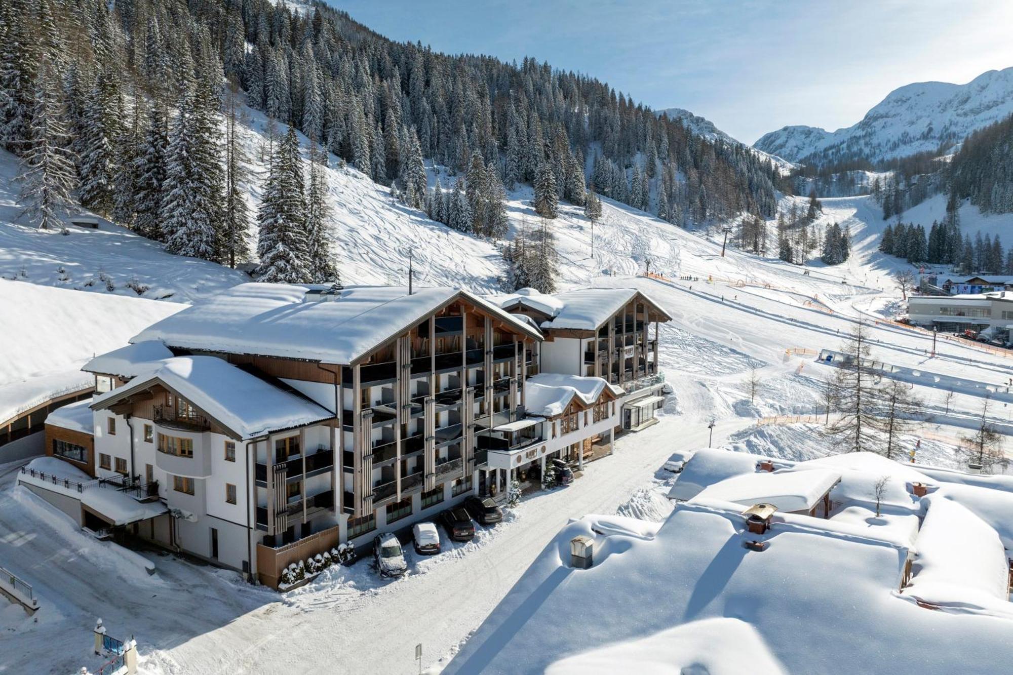 Hotel Alpenhof Superior 차우헨제 외부 사진